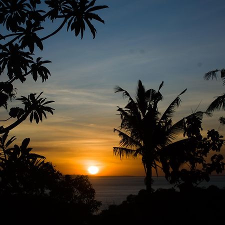 Penida Sunset Ocean View Bungalows Sakti Exterior foto